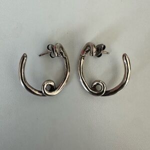 UNO de 50 Silver Spiral Hoop Earrings